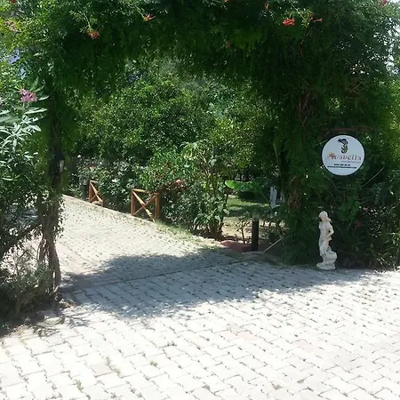 Anabella Pensjonat Çıralı